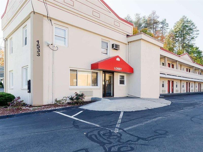 Econo Lodge West Springfield Exterior foto